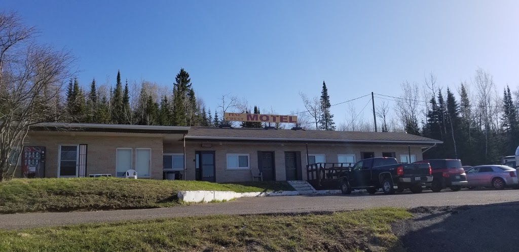 The Pine Crest Motel | 536 ON-17, Nipigon, ON P0T, Canada | Phone: (807) 887-2813