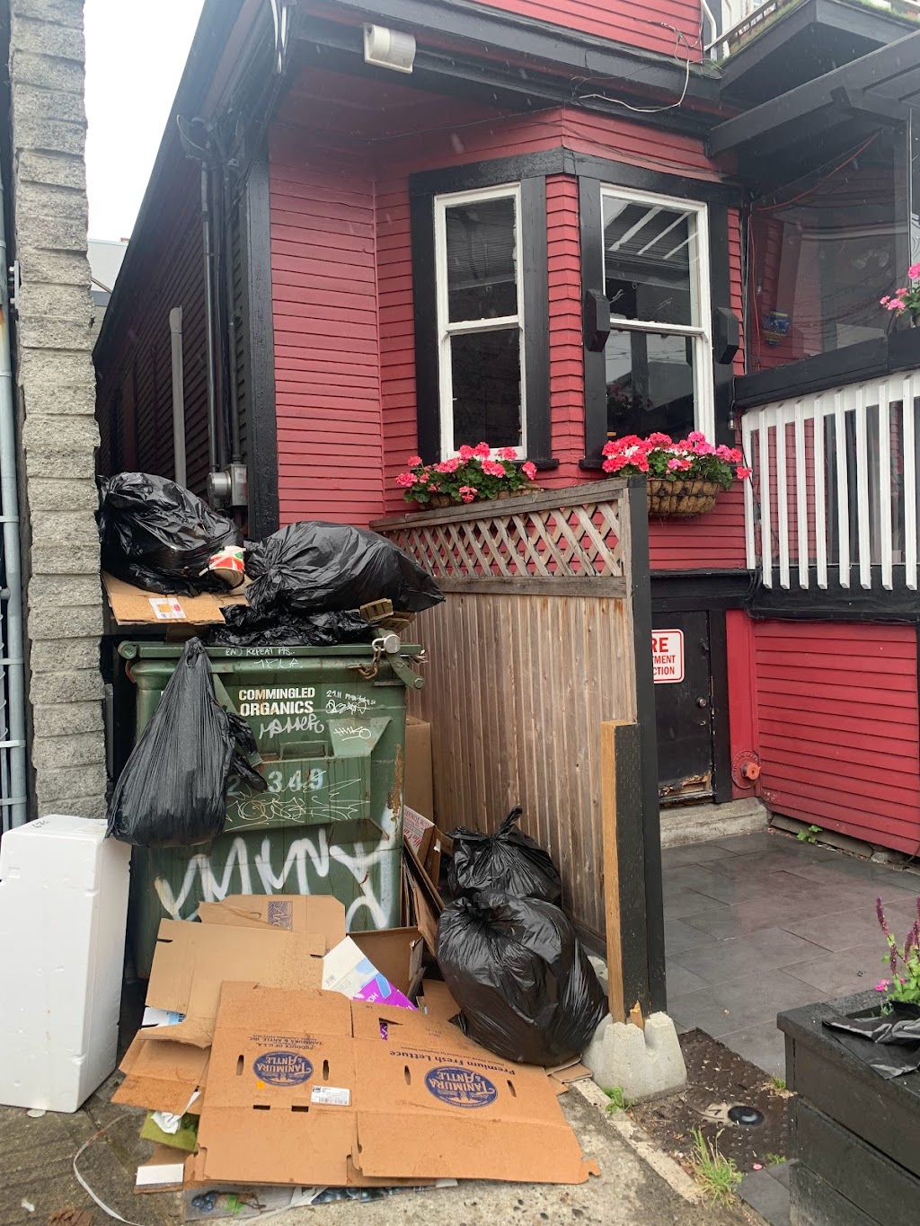 Waste Connections of Canada - Nanaimo | 333 Tenth St, Nanaimo, BC V9R 6Z5, Canada | Phone: (250) 716-9005