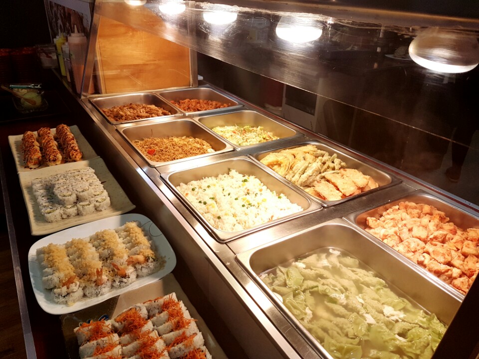 TOMU SUSHI Surrey Lunch Buffet & Catering | 9613 192 St #6, Surrey, BC V4N 4C7, Canada | Phone: (778) 298-0720