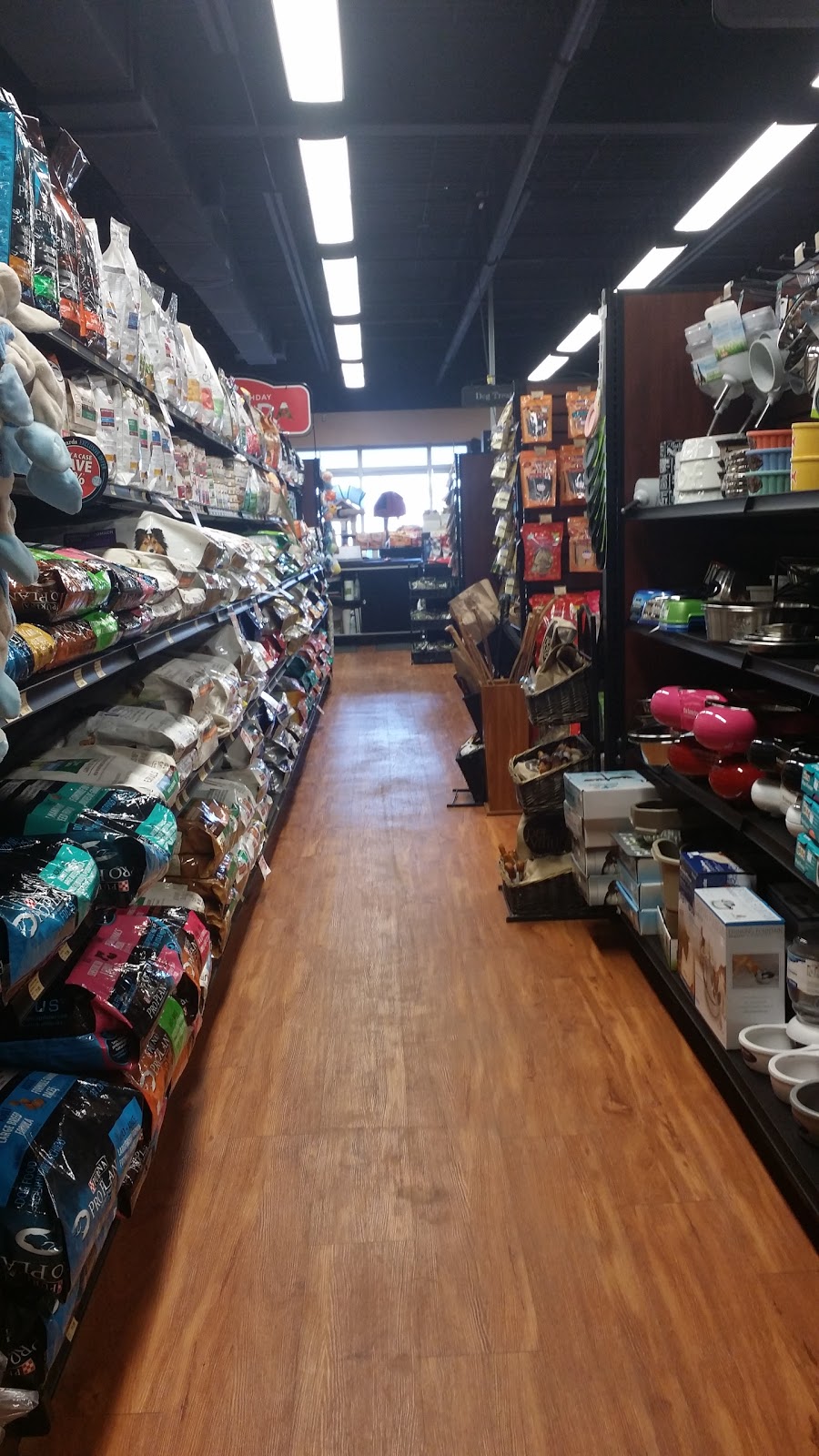 Pet Valu | 1581 Greenbank Rd, Nepean, ON K2J 4Y6, Canada | Phone: (613) 825-9577