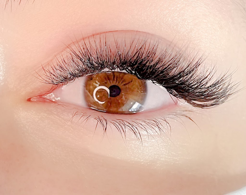 Eyelash Extensions South Calgary - South OutLash Beauty Boutique | 5126 126 Ave SE #111, Calgary, AB T2Z 0H2, Canada | Phone: (403) 975-5274