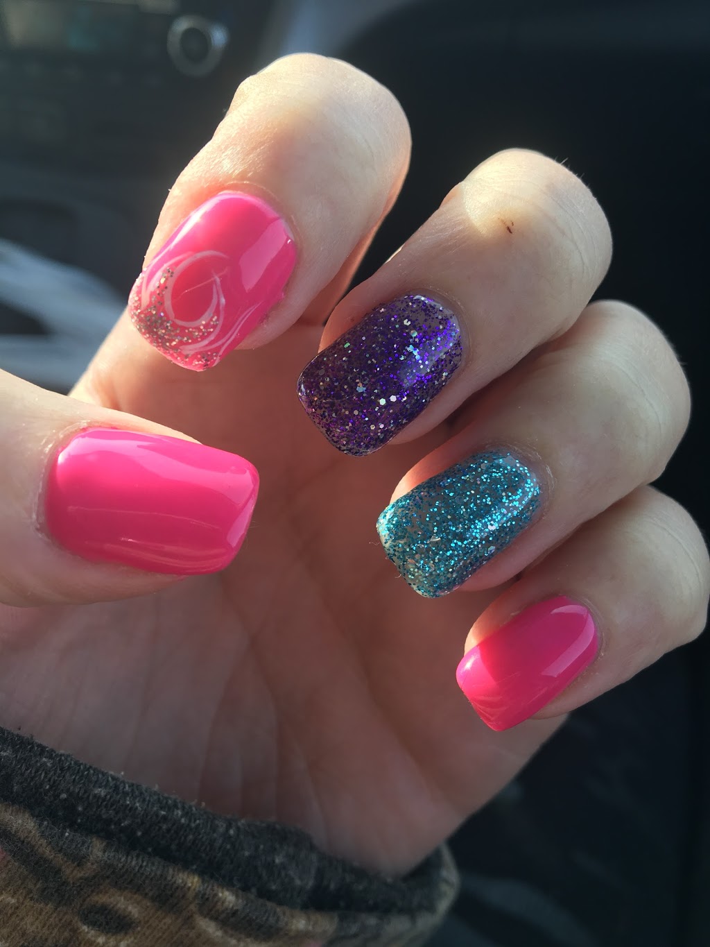 Nice One Nails | 5 Woodlawn Rd W, Guelph, ON N1H 1G8, Canada | Phone: (519) 766-1164