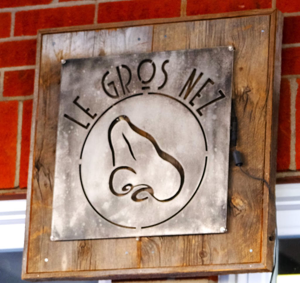 Le Gros Nez | 1 Rue Principale N, Sutton, QC J0E 2K0, Canada | Phone: (514) 543-6783