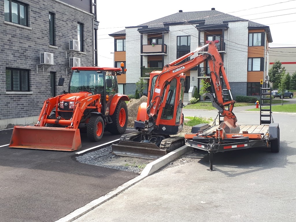 Multi-Travaux Excavation-Déneigement | route 122, Saint-Cyrille-de-Wendover, QC J1Z 1Z4, Canada | Phone: (819) 817-1557