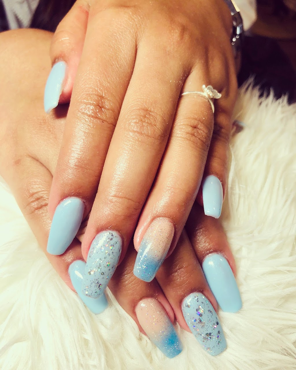 Miti Nails | 2021 Haddow Dr NW, Edmonton, AB T6R 2P2, Canada | Phone: (780) 680-6426