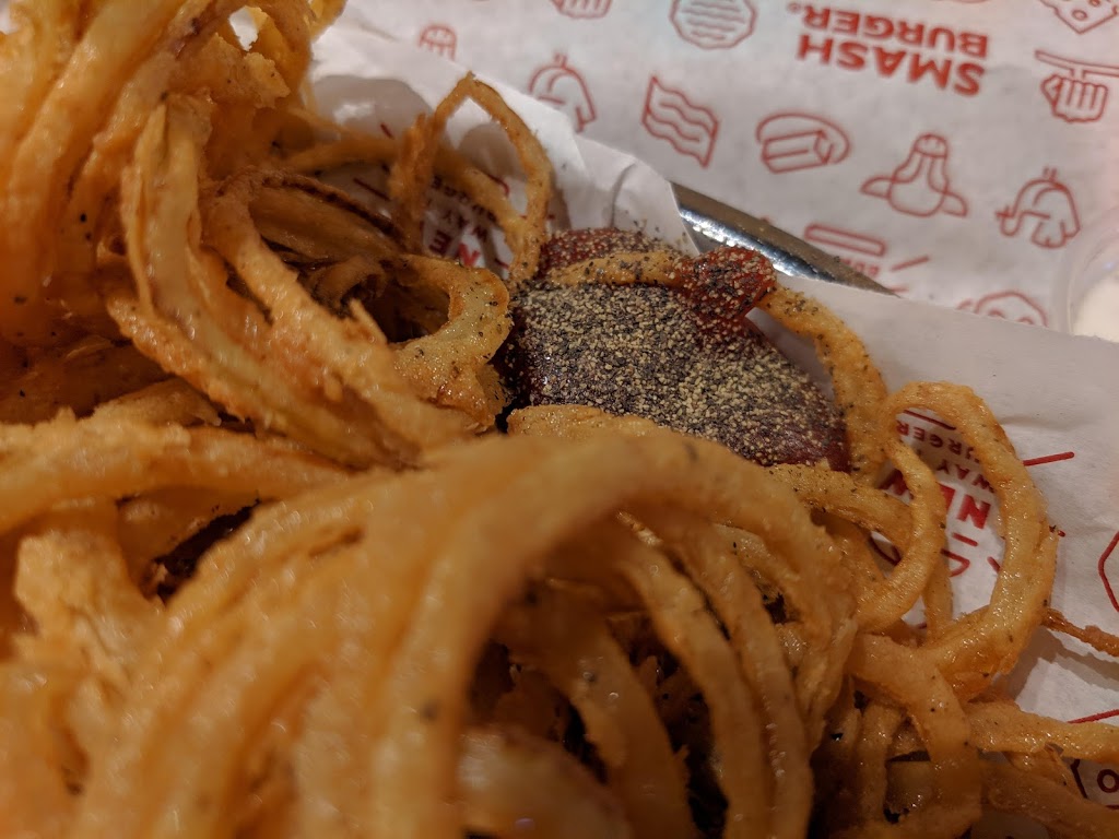 Smashburger | 971 64 Ave NE, Calgary, AB T2E 9B7, Canada | Phone: (587) 315-0804