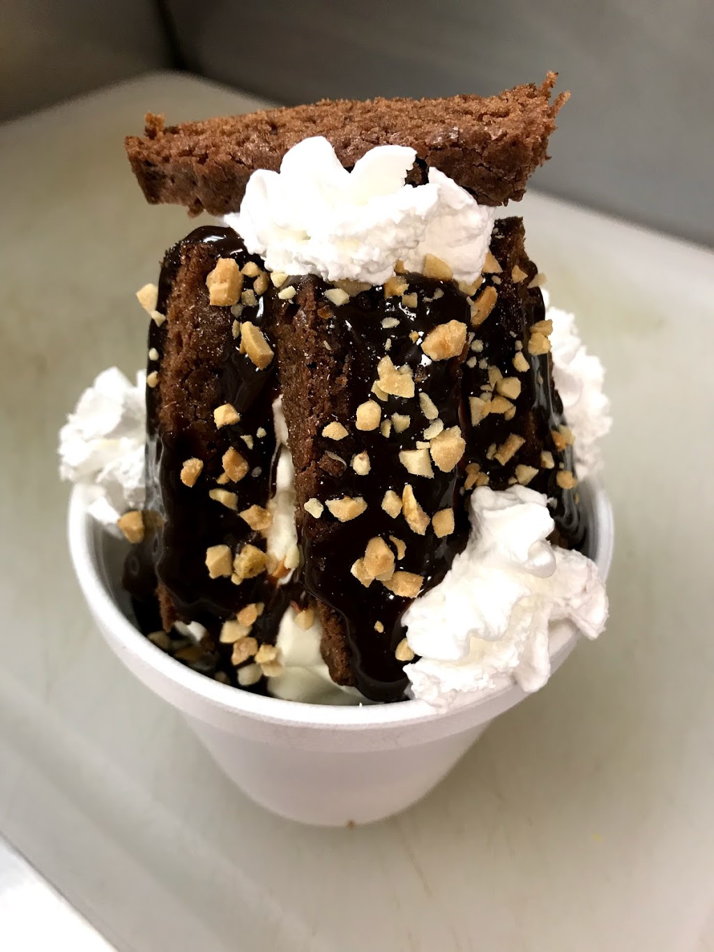Frostys Ice Cream | 2424 George Urban Blvd, Depew, NY 14043, USA | Phone: (716) 697-1812