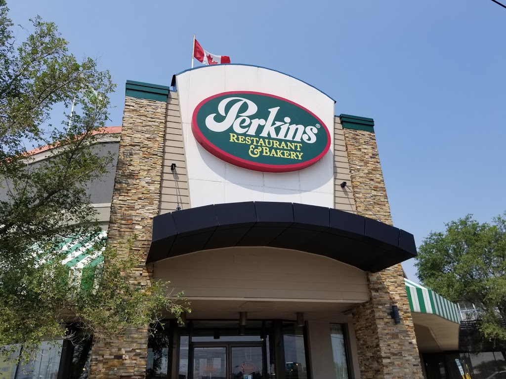 Perkins Family Restaurant | 600 Dixon Rd, Etobicoke, ON M9W 1J1, Canada | Phone: (416) 240-9741