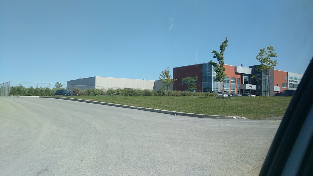 Garage municipal Chateauguay | 220 Boulevard Industriel, Châteauguay, QC J6J 4Z2, Canada