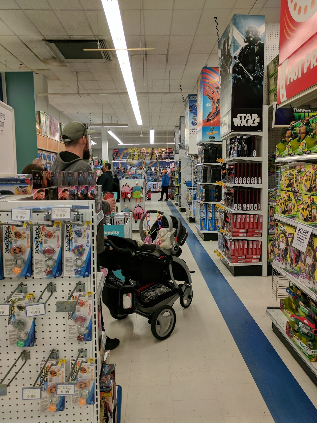 Toys"R"Us | MAYFAIR SHOPPING CENTRE, 3147 Douglas St, Victoria, BC V8Z 6E3, Canada | Phone: (250) 953-2400