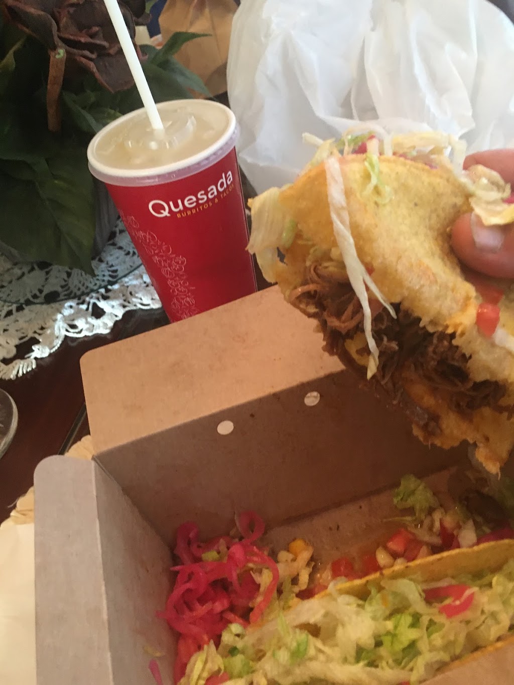 Quesada Burritos & Tacos | 500 Manning Rd, Tecumseh, ON N8N 5H3, Canada | Phone: (519) 735-0015