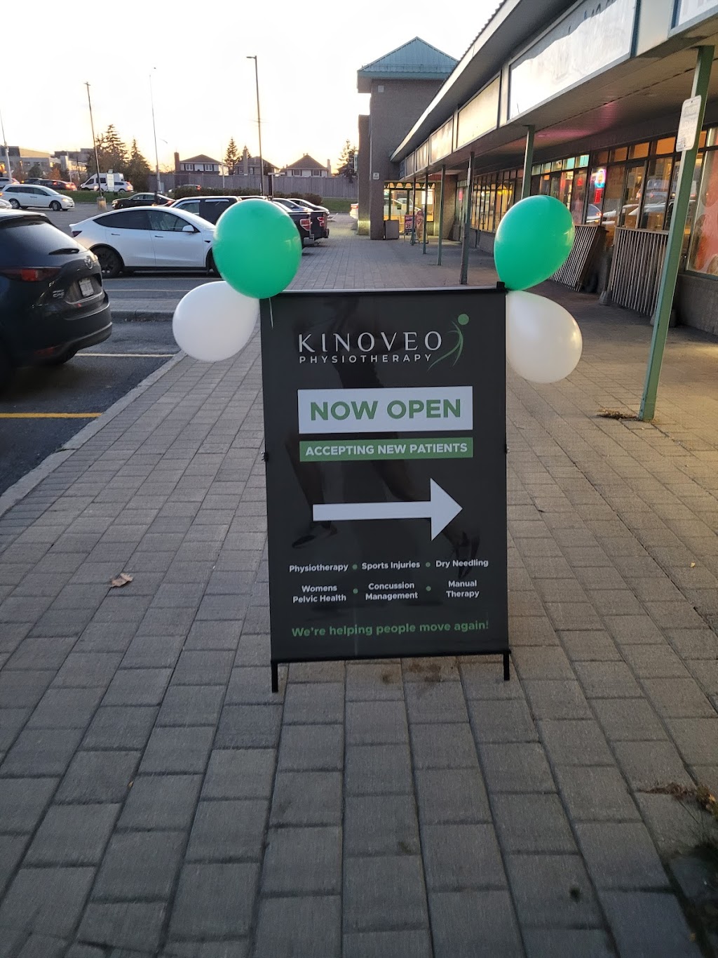 Kinoveo Physiotherapy Clinic | 700 March Rd Unit D, Kanata, ON K2K 2V9, Canada | Phone: (613) 595-0055