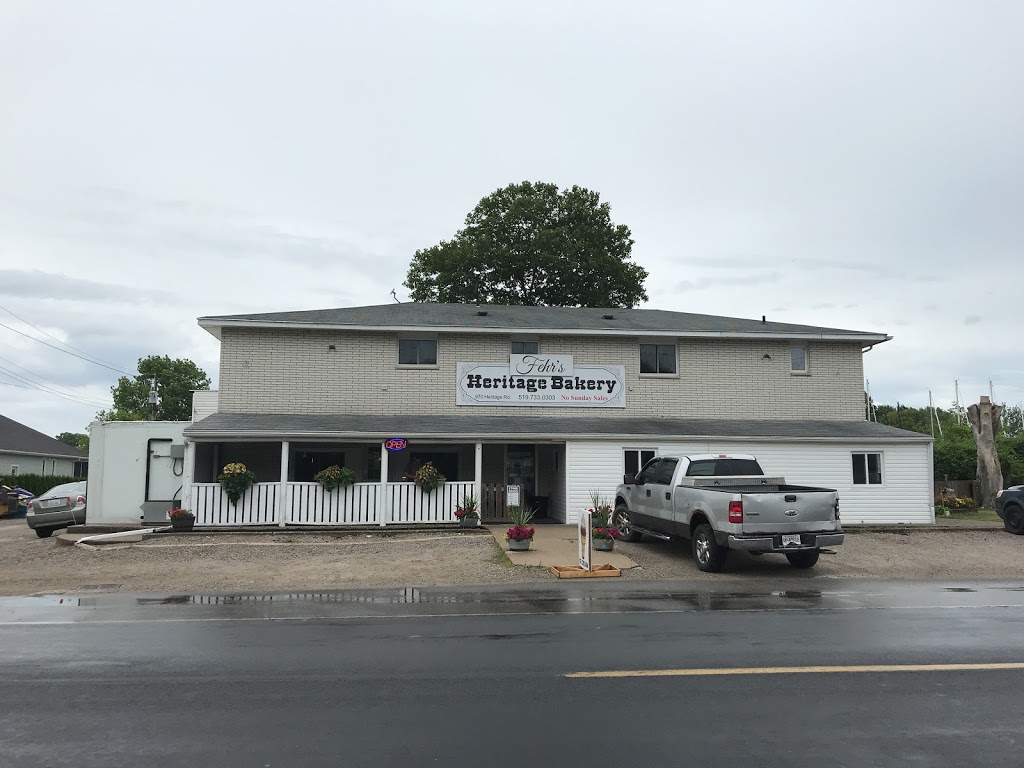 Fehrs Heritage Bakery | 976 Heritage Rd, Kingsville, ON N9Y 3V2, Canada | Phone: (519) 733-0303