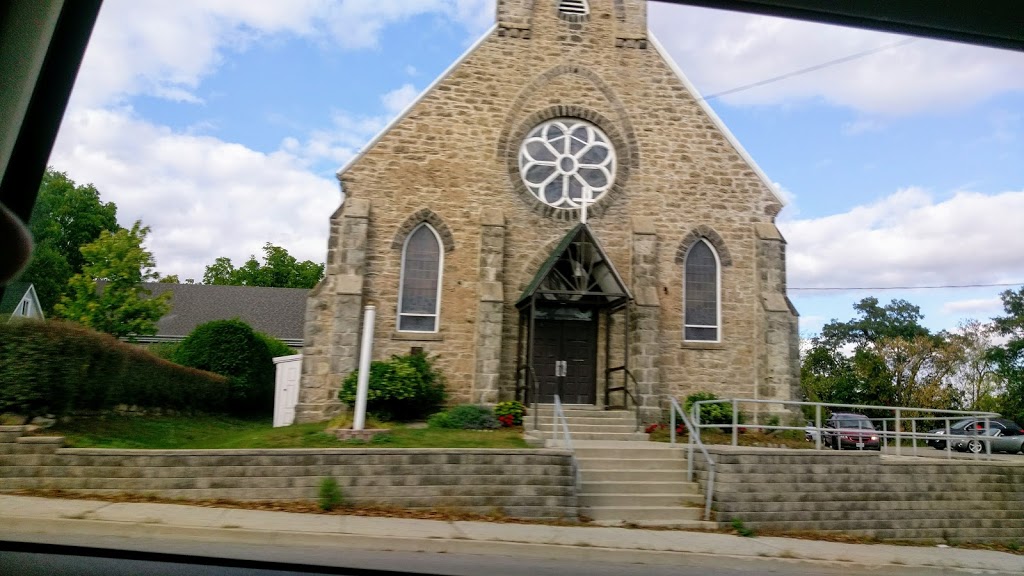 Sacre-Coeur Church | 39 Guelph St, Georgetown, ON L7G 3Z3, Canada | Phone: (905) 877-4373