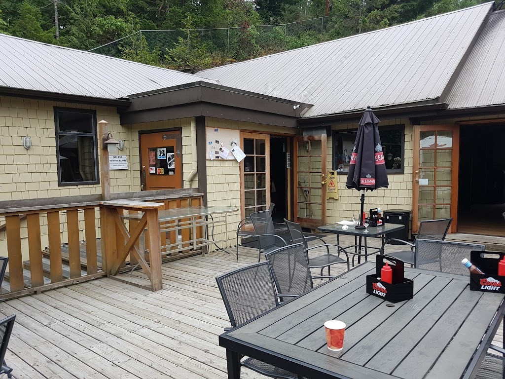 Skol Pub | 355 N Rd, Gabriola, BC V0R 1X1, Canada | Phone: (250) 247-9988