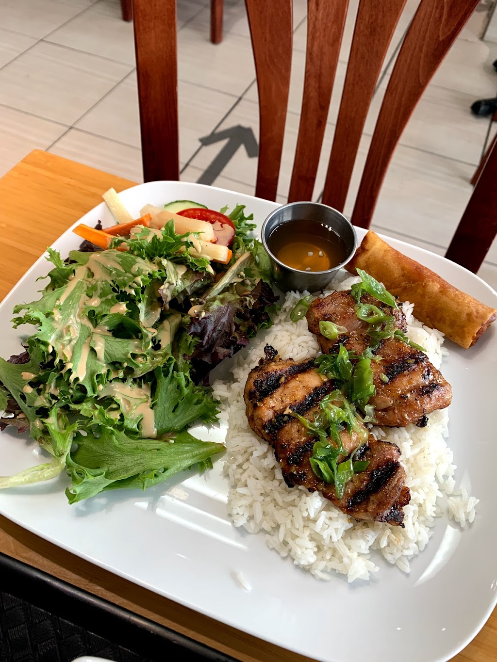 Station Pho | 327 Boulevard Saint-Martin O, Laval, QC H7M 1Y7, Canada | Phone: (450) 901-0399