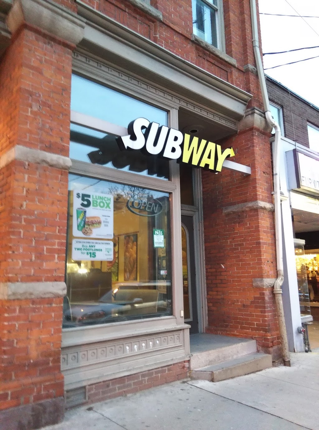 Subway | 531 Parliament St, Toronto, ON M4X 1P3, Canada | Phone: (416) 928-0999