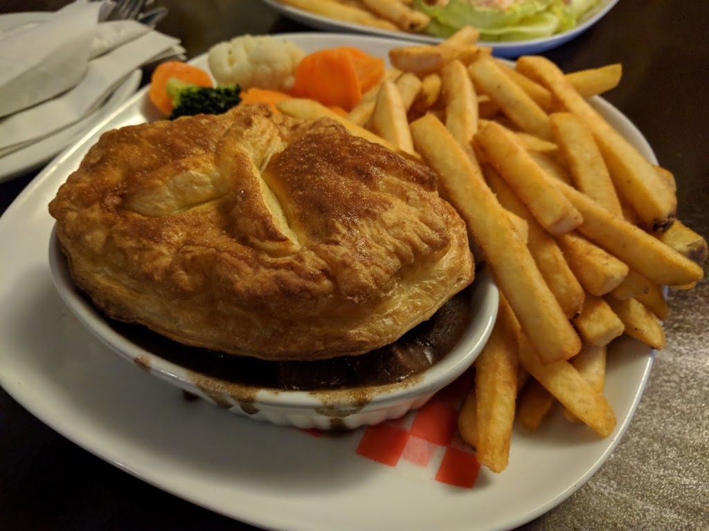 Yorkshire Arms British Pub | 1201 Britannia Rd W, Streetsville, ON L5V 1N2, Canada | Phone: (905) 286-9799