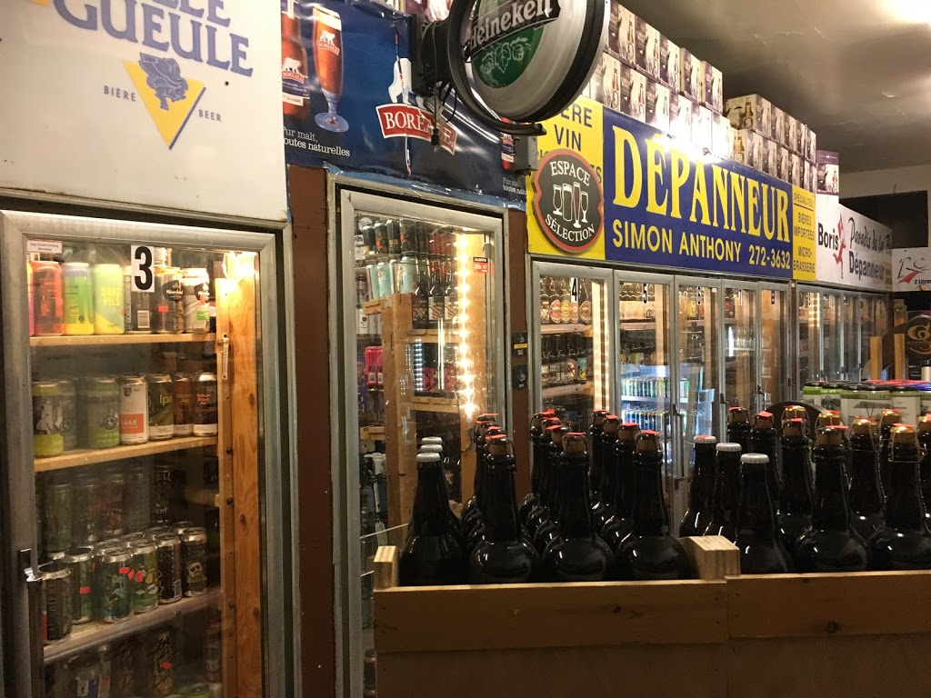 Le Paradis de la Bière | 1349 Rue Beaubien E, Montréal, QC H2G 1K7, Canada | Phone: (514) 272-3632