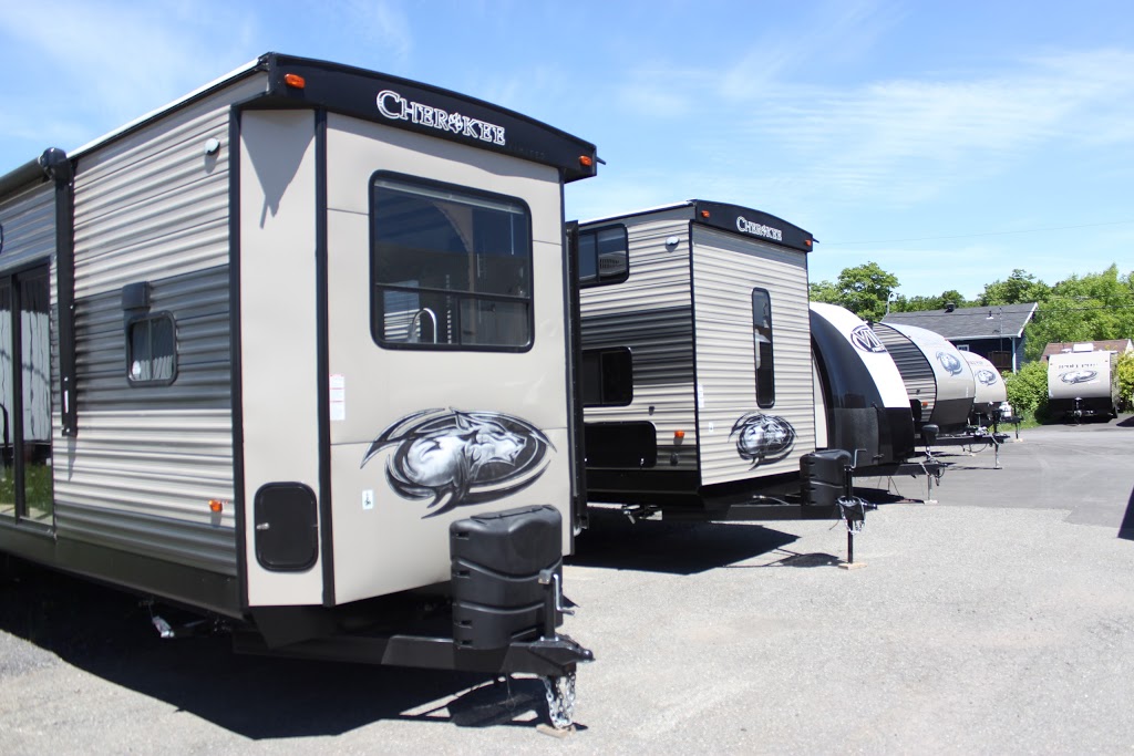 Larry Autos Caravans Inc. | 535 Route du Président-Kennedy, Pintendre, QC G6C 1M5, Canada | Phone: (418) 838-0333