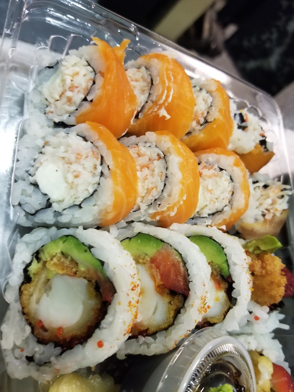 Kazoku Sushi Laval | 7782 Boulevard Lévesque E, Laval, QC H7A 1T3, Canada | Phone: (450) 936-7759