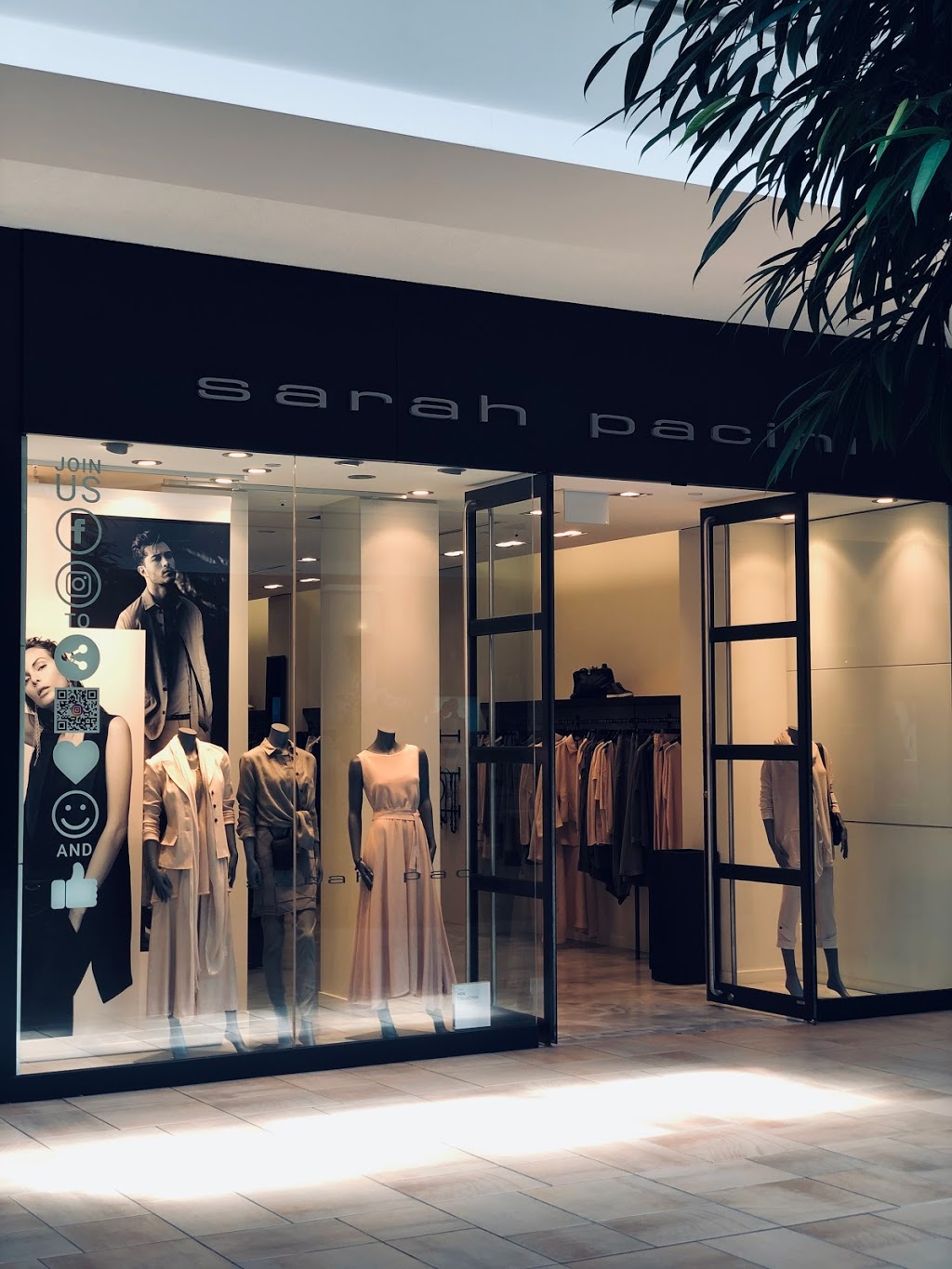 Sarah Pacini | 2901 Bayview Ave, North York, ON M2K 1E6, Canada | Phone: (416) 226-3311