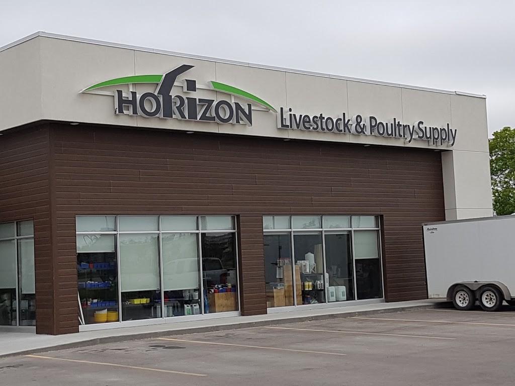 Horizon Livestock & Poultry Supply | 186 Hwy 52 West, Steinbach, MB R5G 1N5, Canada | Phone: (204) 346-5222