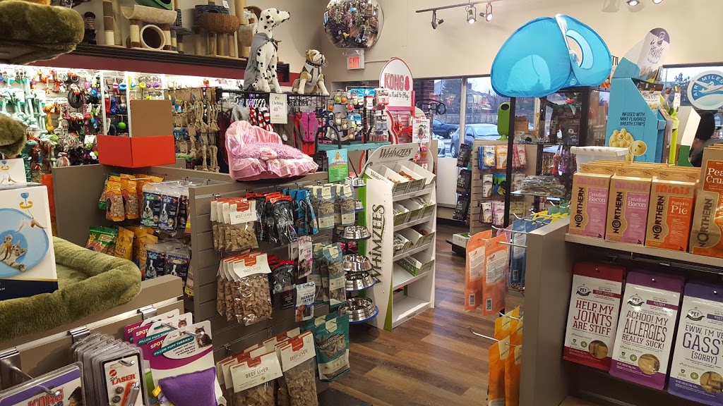 Global Pet Foods | 1525 Bristol Rd W, Mississauga, ON L5M 4Z1, Canada | Phone: (905) 816-0330