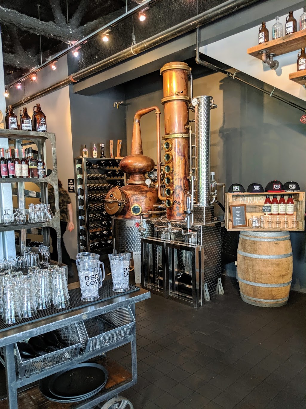 Deep Cove Brewers and Distillers | 2270 Dollarton Hwy #170, North Vancouver, BC V7H 2M9, Canada | Phone: (604) 770-1136