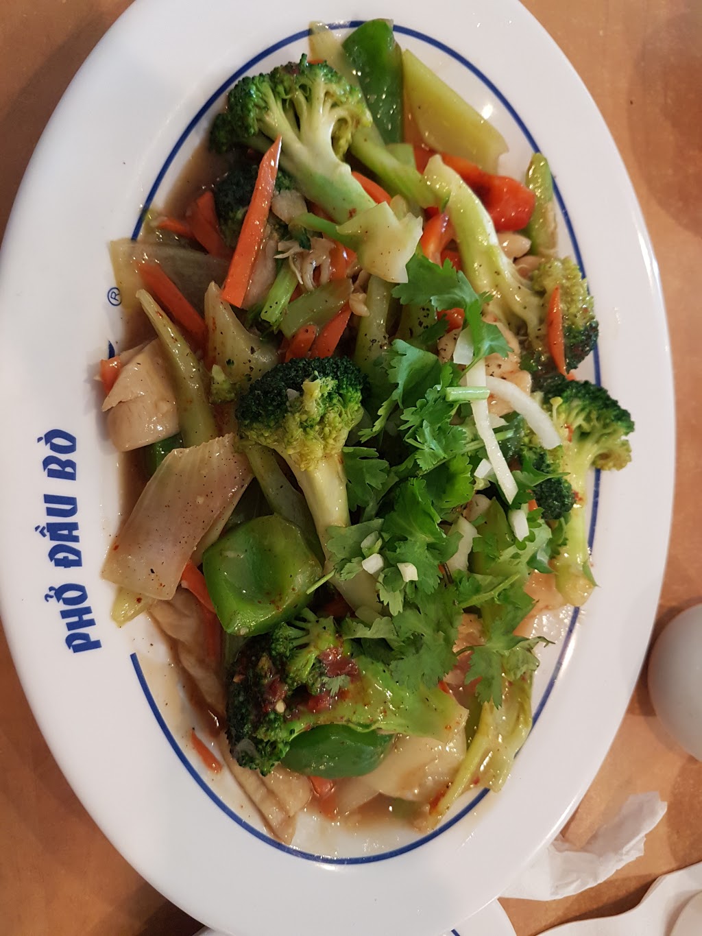 Pho Dau Bo Restaurant | 1525 Bristol Rd W, Mississauga, ON L5M 4Z1, Canada | Phone: (905) 812-9878