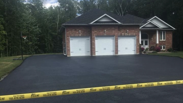 Petro’s Sealing - Driveway Sealing | 45 Brushwood Crescent, Barrie, ON L4N 7G6, Canada | Phone: (705) 828-1639