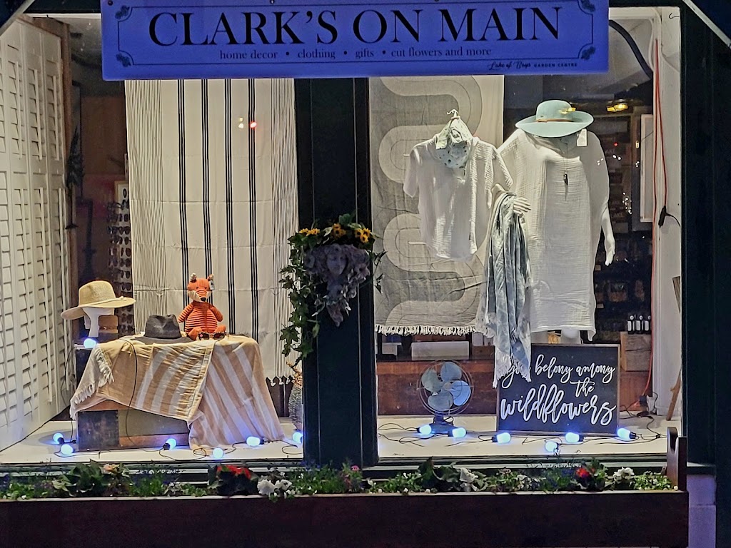 Clarks on Main | 1090 Main St, Dorset, ON P0A 1E0, Canada | Phone: (905) 213-3114