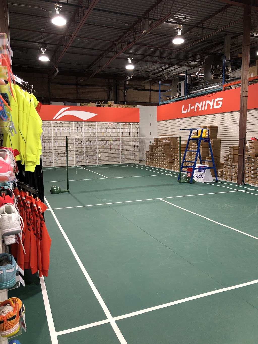 Li-Ning Badminton Superstore | 5035 N Service Rd C7, Burlington, ON L7L 5V2, Canada | Phone: (855) 654-6464