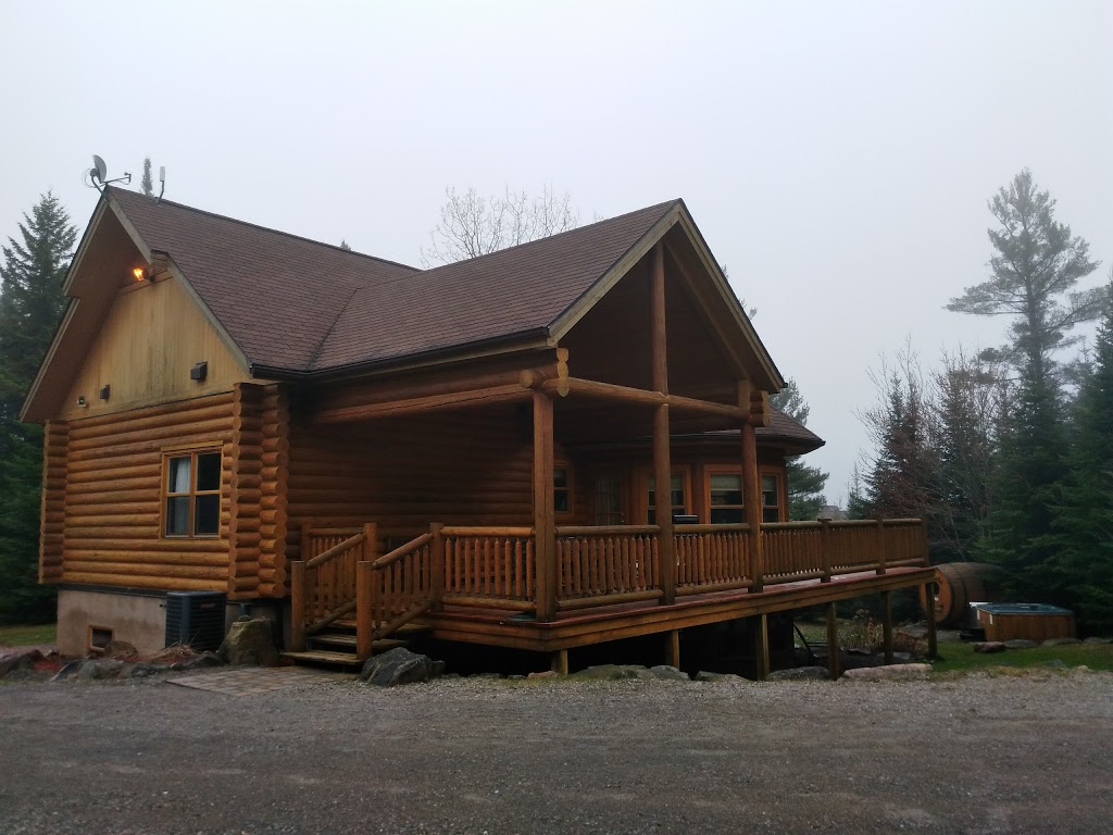 Chalet 41 | 11 Chemin du Cardinal, Mille-Isles, QC J0R 1A0, Canada