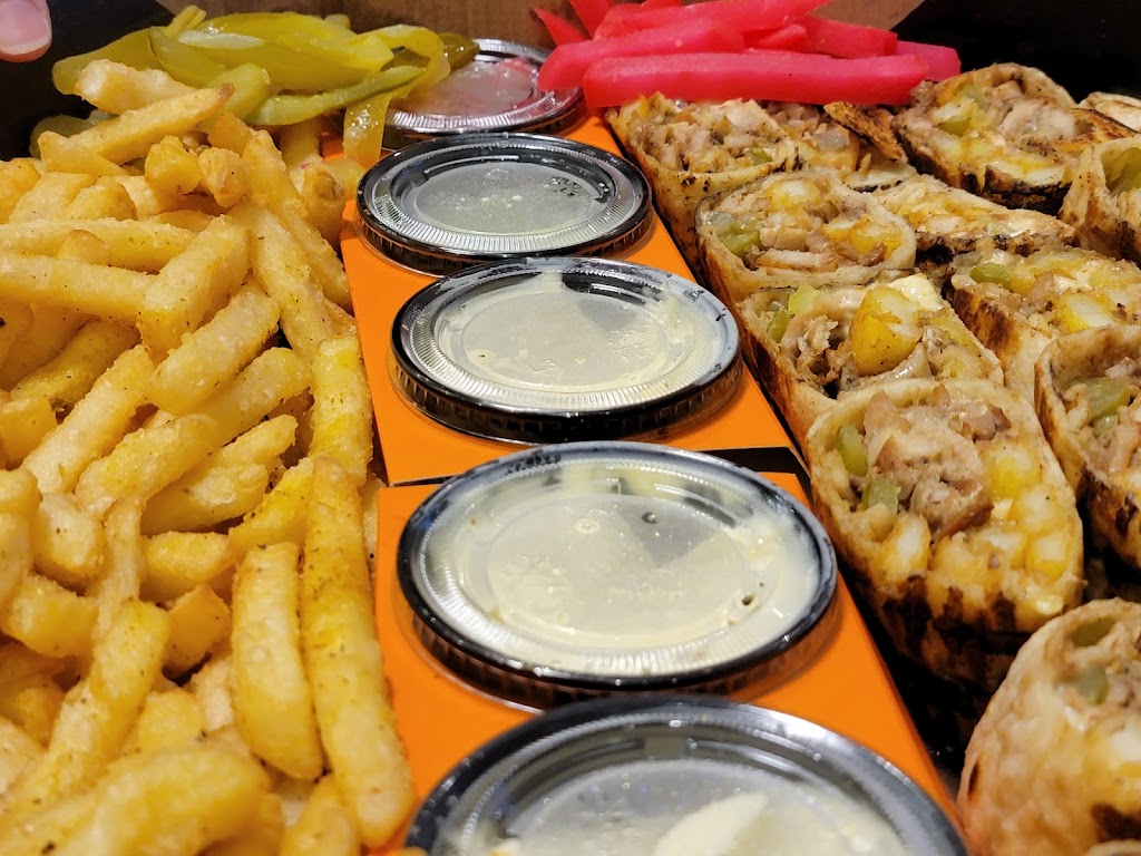 Shelbys Shawarma - Oakville | 1289 Marlborough Ct, Oakville, ON L6H 2S3, Canada | Phone: (905) 339-2278