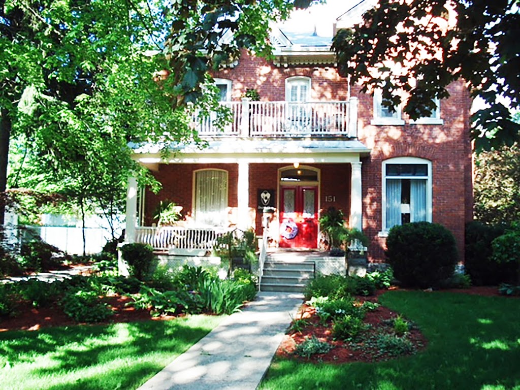 Duggan Place Heritage Inn | 151 Nile St, Stratford, ON N5A 4E1, Canada | Phone: (519) 273-7502