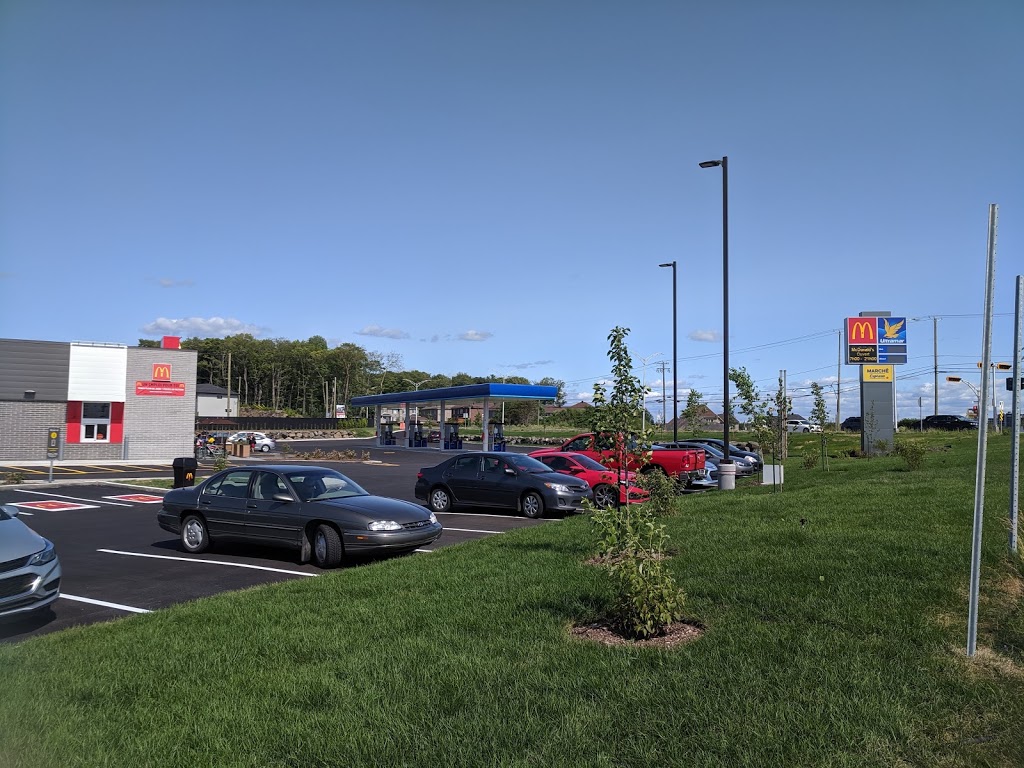 McDonald’s | 390 Rte Marie-Victorin, Saint-Nicolas, QC G7A 2X5, Canada | Phone: (418) 831-1720