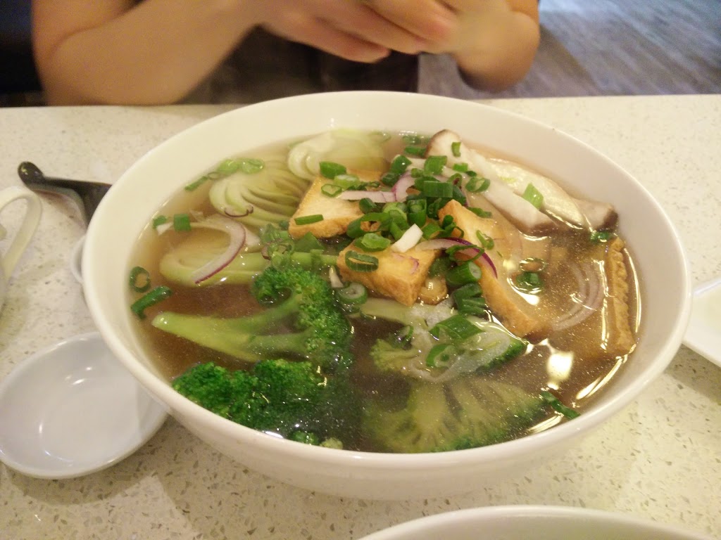 PHO 72 | 5995 14th Ave, Markham, ON L3R 0J2, Canada | Phone: (905) 472-7888