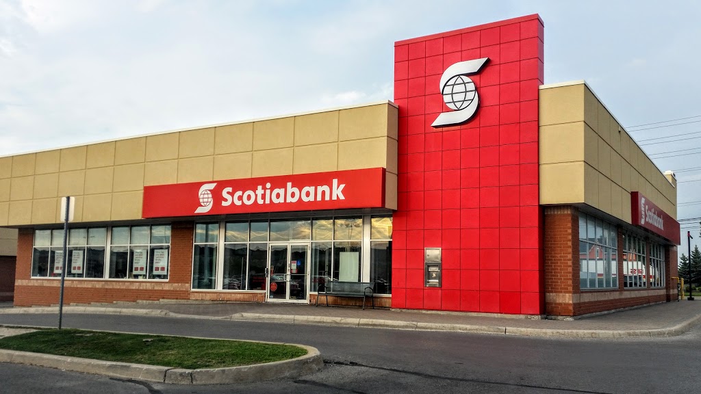 Scotiabank | 17900 Yonge St, Newmarket, ON L3Y 8S1, Canada | Phone: (905) 853-7445