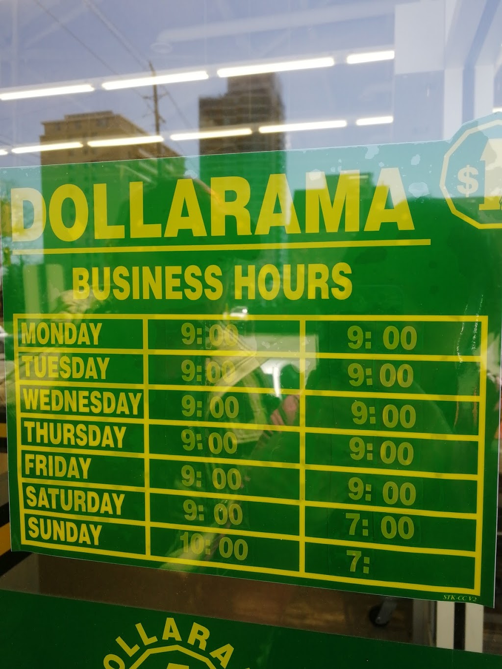 Dollarama | 1099 Broadview Ave, East York, ON M4K 2S4, Canada | Phone: (416) 423-5921