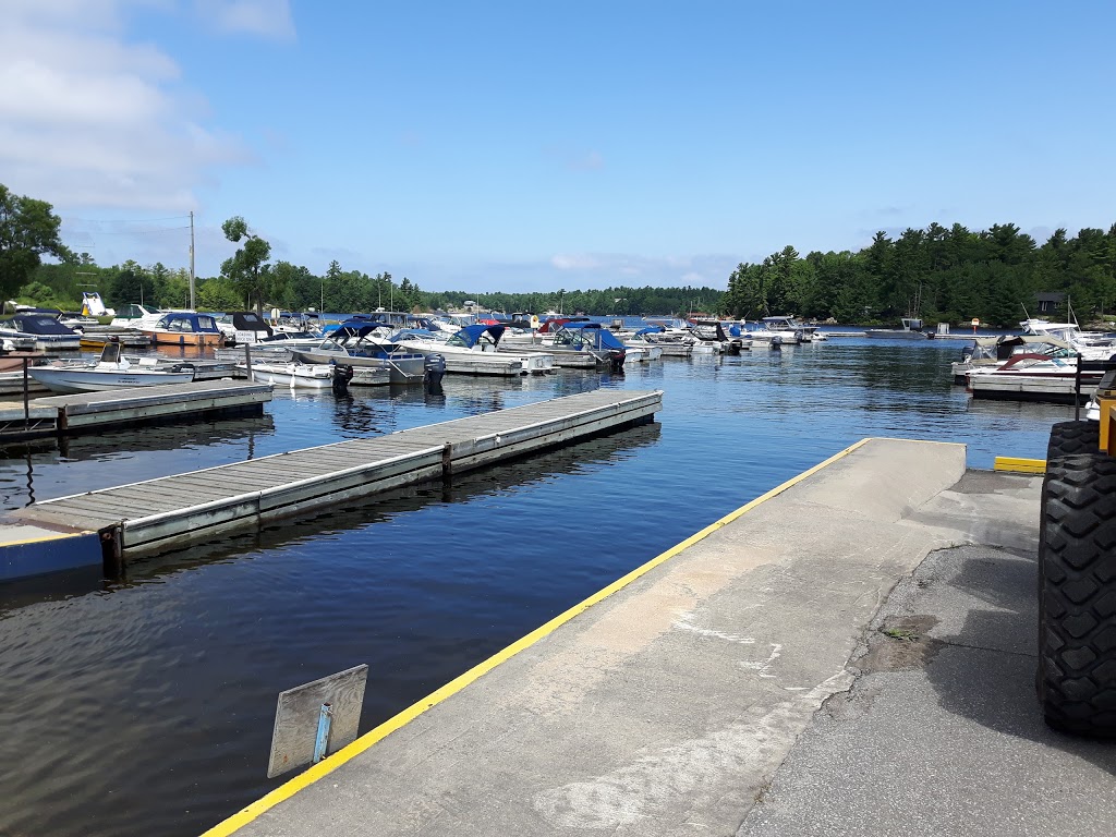 Honey Harbour Boat Club Marina | 2709 Honey Harbour Rd, Honey Harbour, ON P0E 1E0, Canada | Phone: (705) 756-2411