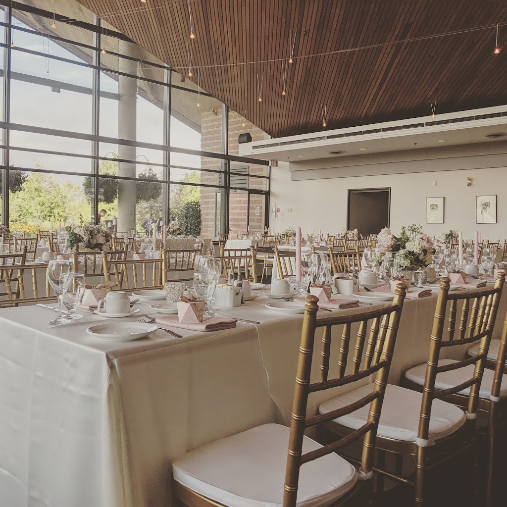 Vancouver Chiavari Chairs | 11691 Oldfield Ave, Richmond, BC V6X 1M3, Canada | Phone: (604) 317-0772