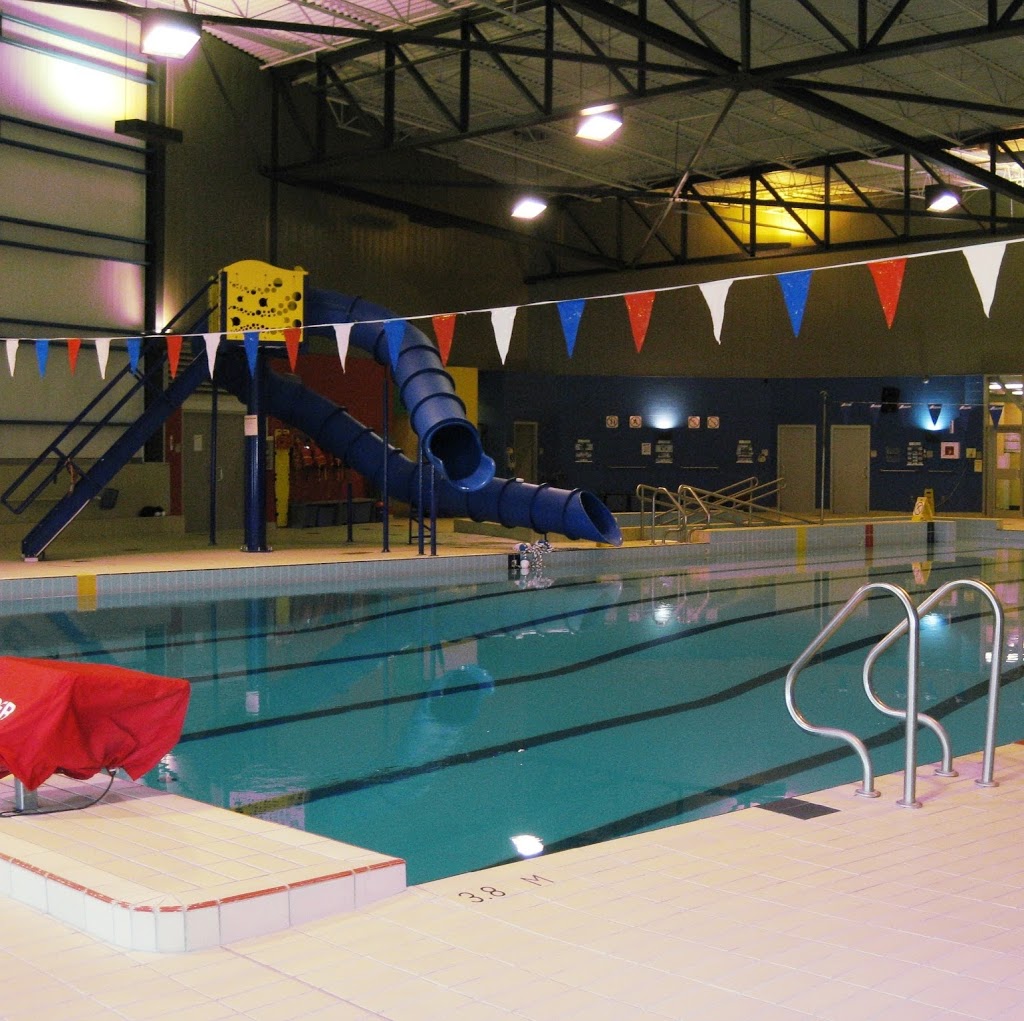 indoor pool CCSSJ | 2080 Rue Borduas, Sainte-Julie, QC J3E 2L5, Canada | Phone: (450) 922-3391