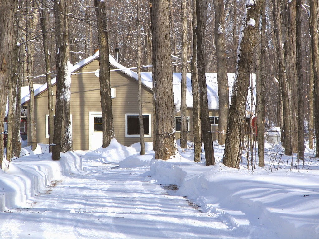 Érablière Deshaies | 8325 Chemin des Hêtres, Bécancour, QC G9H 3J9, Canada | Phone: (819) 297-2590