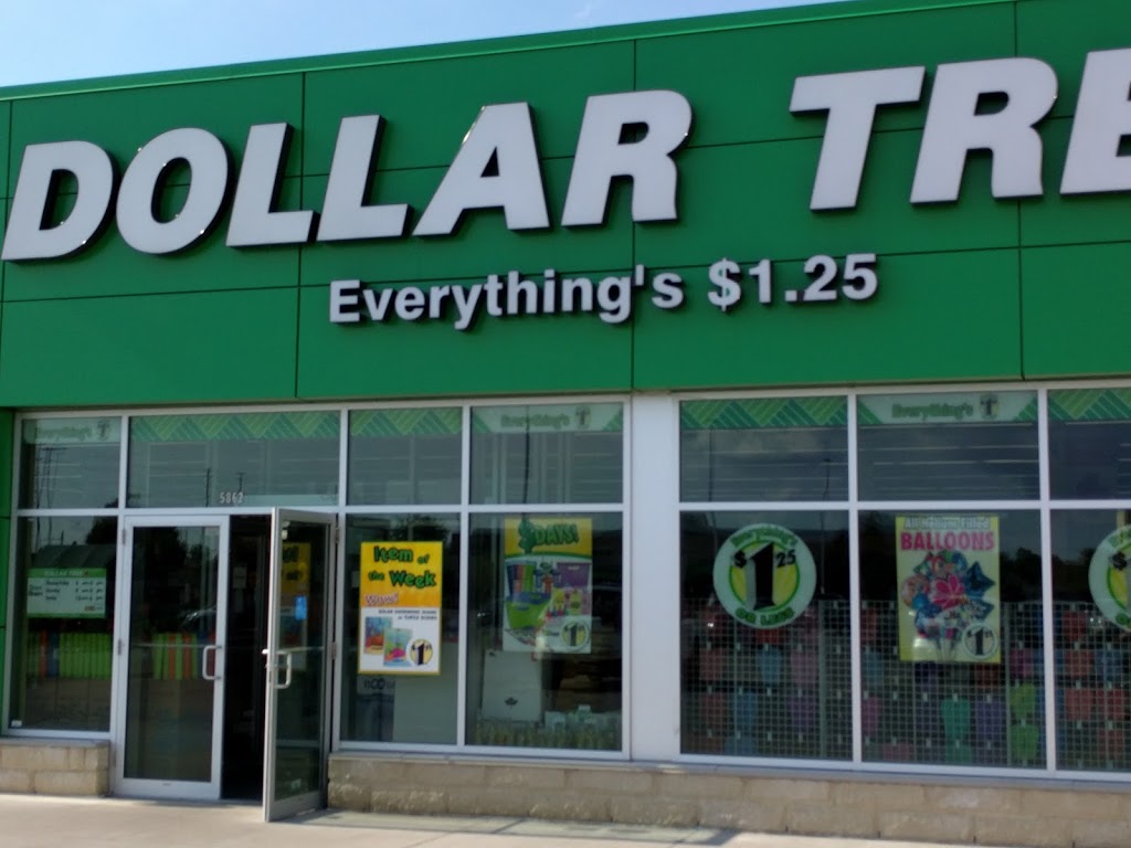 Dollar Tree | 5862 Malden Rd, Windsor, ON N9H 1S4, Canada | Phone: (519) 972-5202