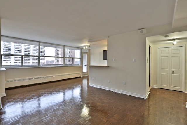 Apartment for Rent at Yonge and Eglinton | 66 Broadway Ave, Toronto, ON M4P 1T6, Canada | Phone: (416) 487-4151