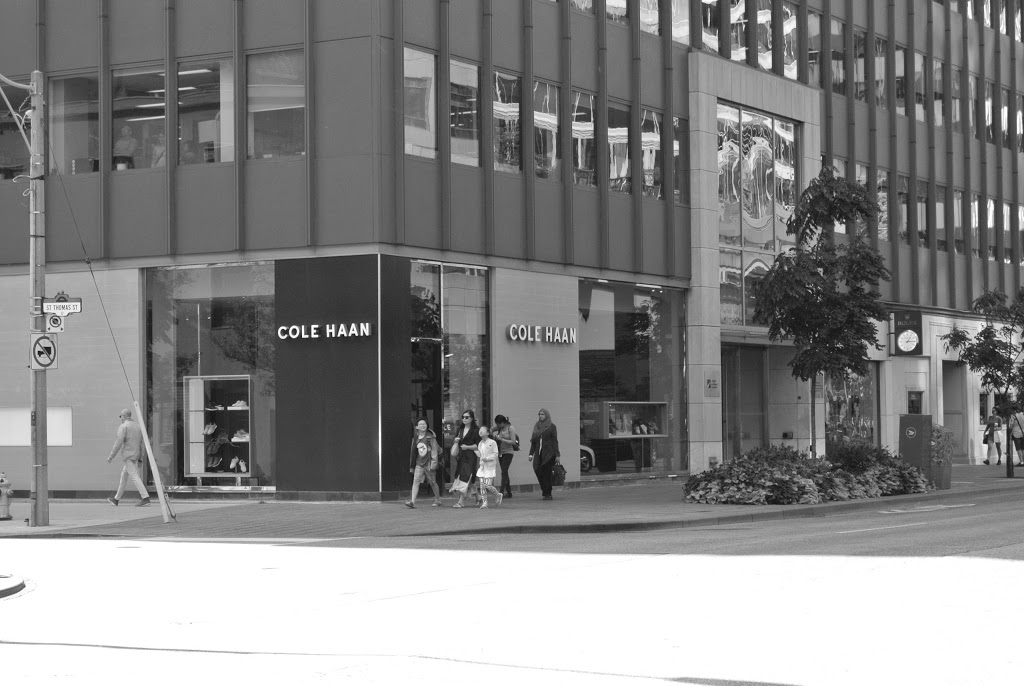 Cole Haan | 101 Bloor St W, Toronto, ON M5S 2Z7, Canada | Phone: (416) 926-7575