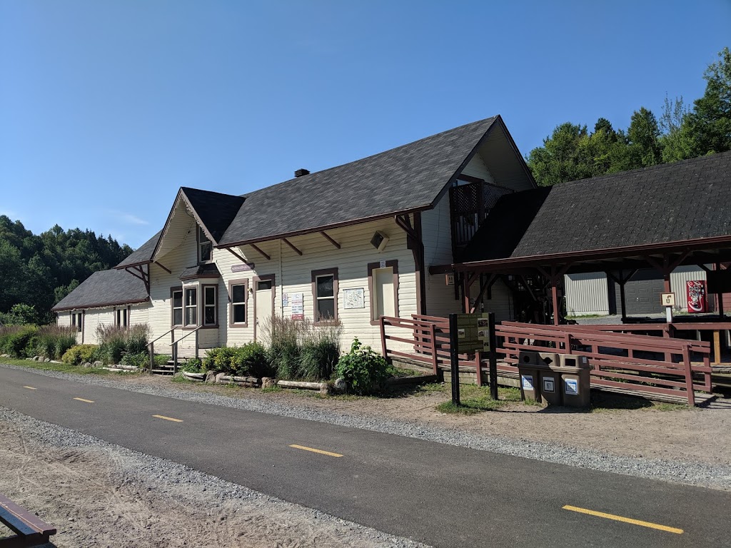 Parc de la Gare | Saint-Faustin-Lac-Carré, QC J0T 2G0, Canada | Phone: (819) 688-2161