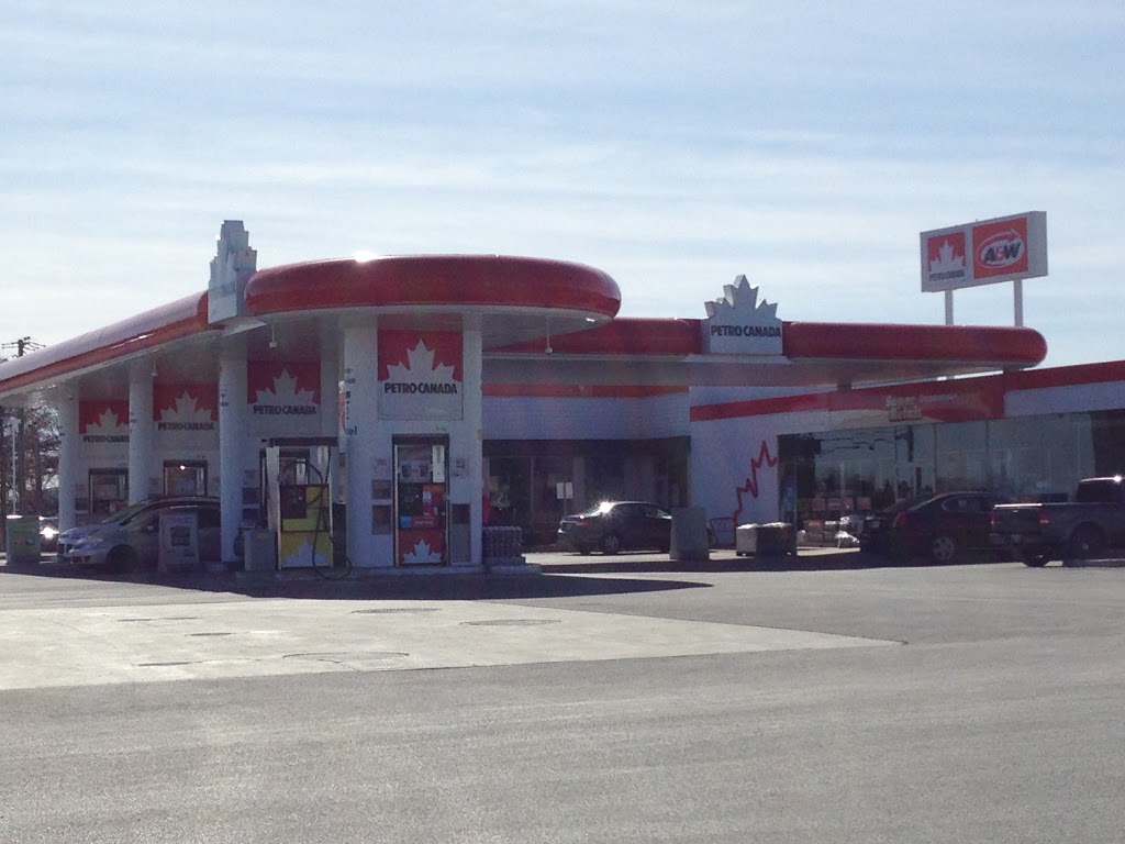 Petro-Canada | 855 Chemin Saint-Féréol, Les Cèdres, QC J7T 1E9, Canada | Phone: (450) 452-9987