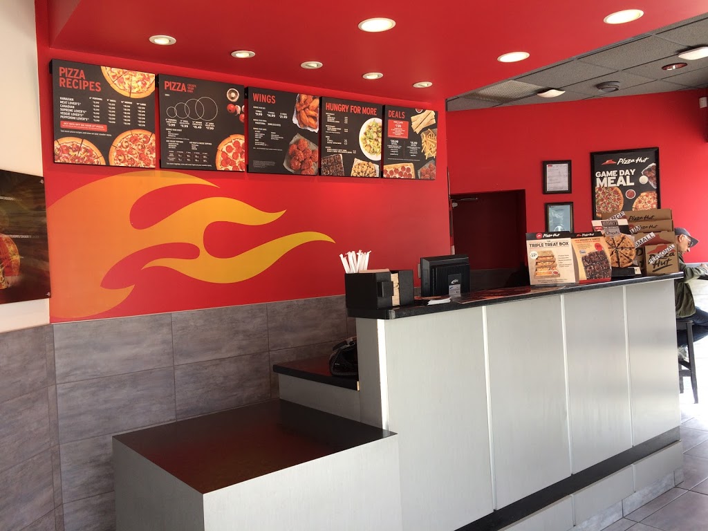 Pizza Hut | 1062 17 Ave SW, Calgary, AB T2T 0A5, Canada | Phone: (403) 310-1010
